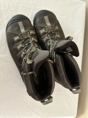 Keen Men's Hiking  Boots - Charcoal and Olive Size 10 KEEN DRY Waterproof